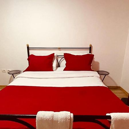 Hotel Drinos Tirana Exterior photo